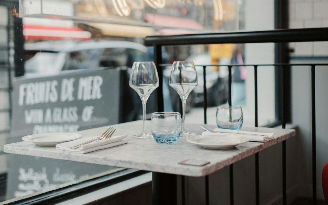 How to choose the right table booking system app for your restaurant